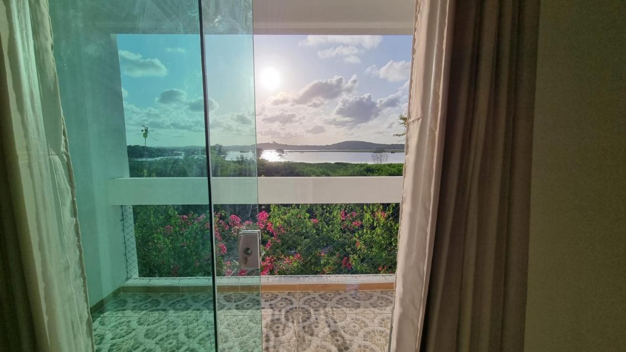 Отель Solar Teixeira Flats Порту-де-Галиньяш Экстерьер фото