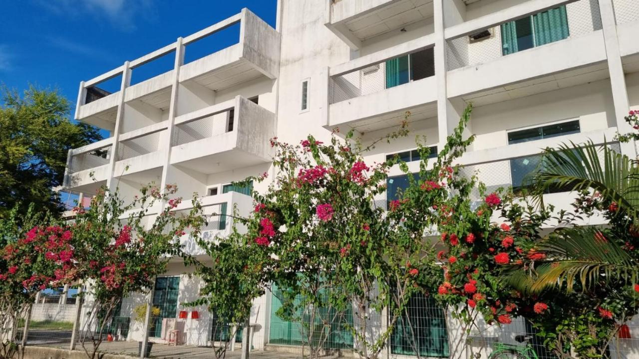 Отель Solar Teixeira Flats Порту-де-Галиньяш Экстерьер фото