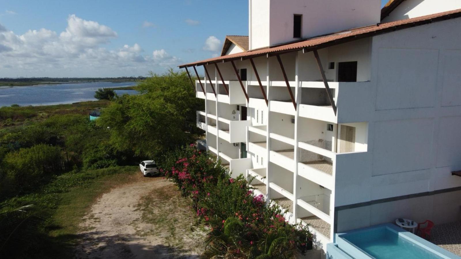 Отель Solar Teixeira Flats Порту-де-Галиньяш Экстерьер фото